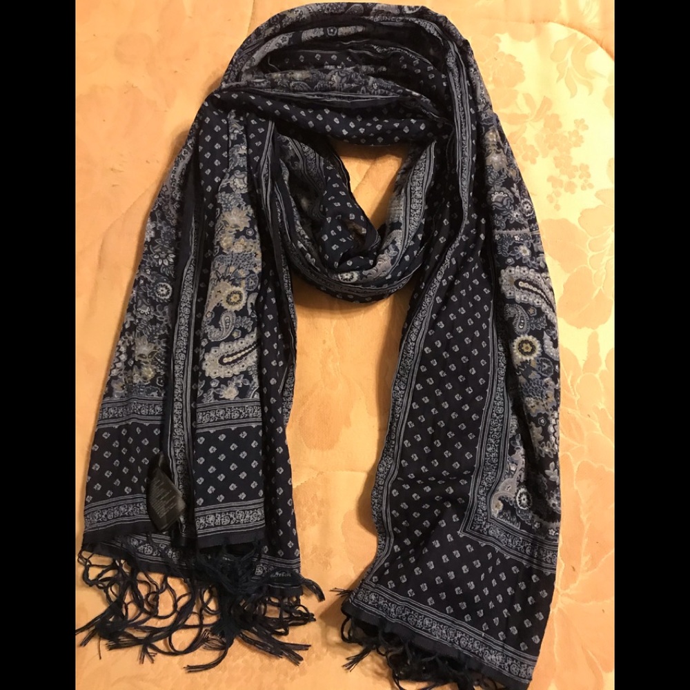 Long scarf with fringe. Navy/paisley. Like new.
